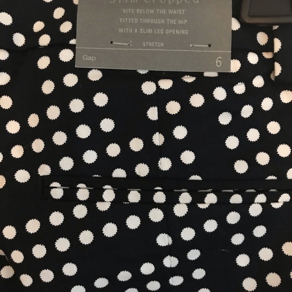 NWT GAP Slim Cropped Pants Size 6 - Picture 4 of 4